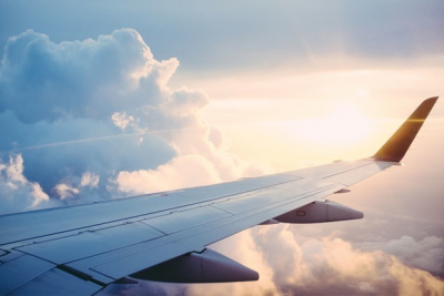 Дешевые авиабилеты: 8 скидок этой недели