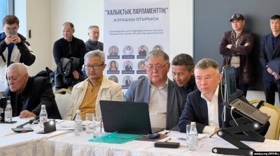 Не прошедшие в мажилис и маслихаты кандидаты провели заседание «народного парламента» в Алматы