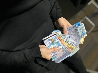 Перуашев предложил освободить казахстанцев от уплаты подоходного налога