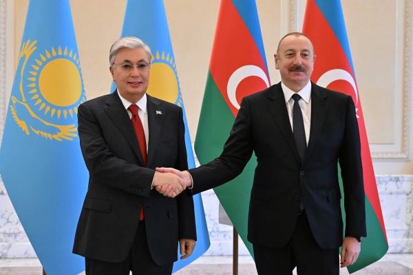 Токаев посетит с государственным визитом Азербайджан