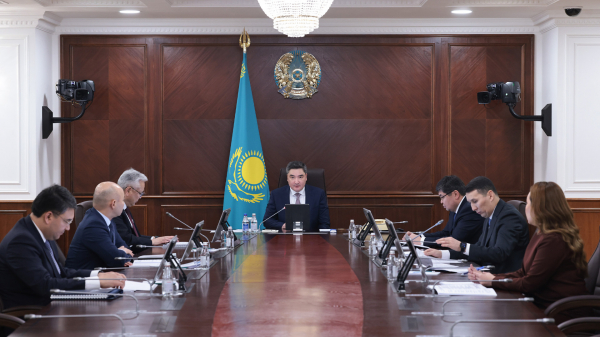 Олжас Бектенов потребовал от Kazakh Invest реальной эффективности