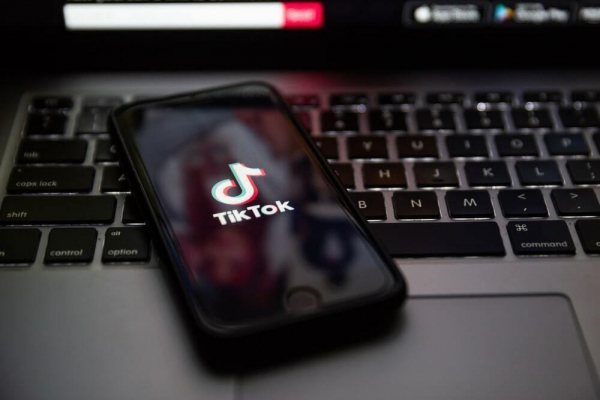 Сенаторы предложили ограничить TikTok в Казахстане