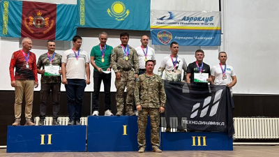 Военнослужащие Вооруженных сил с победой завершили чемпионат по парашютному спорту