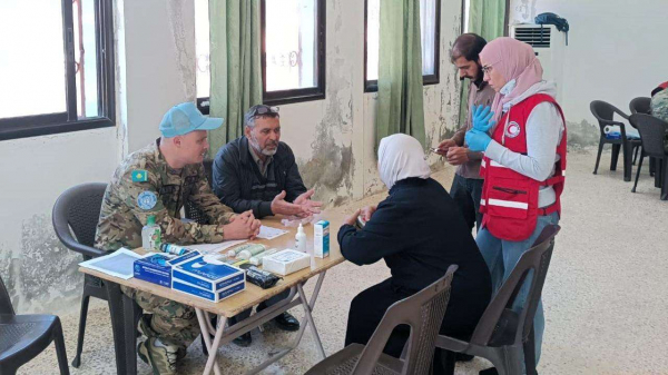 Казахстанские миротворцы оказали медпомощь жителям Трунжи близ Голанских высот