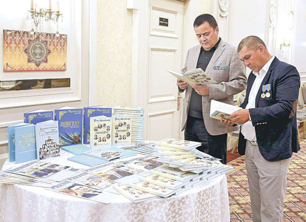 Политическая летопись современности