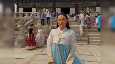 Улетевшая в Сеул Анара Батырхан в корейском традиционном костюме очаровала фанатов