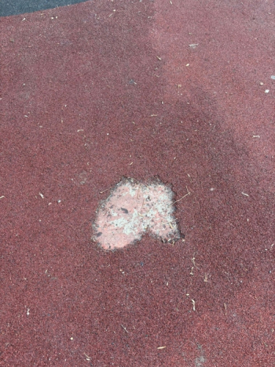 Народный репортер. Спортплощадка разрушается сразу после установки