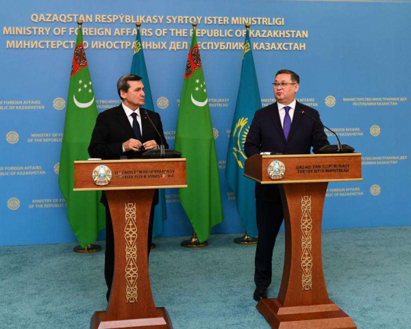 Казахстан и Туркменистан нацелены увеличить товарооборот до 1 млрд долларов